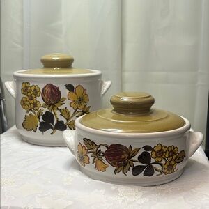 Sadler Clover Stoneware Casseroles | Set of 2 Vintage Lidded Dishes